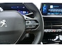 Peugeot e-2008 EV GT Pack 50 kWh 136 PK | Panorama Dak | Alcantara | Stoel verwarming | Navigatie | Adaptieve Cruise Control