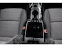 Toyota Corolla Hybrid 140 Dynamic | Demo Voordeel! | Parkeersensoren | Stoelverwarming | Half lederen bekleding |