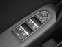 Renault Captur TCe 90pk Intens | Trekhaak | Climate control | Achteruitrijcamera | Parkeersensoren voor en achter |