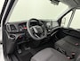 IVECO Daily 35S18 3.0Ltr Bakwagen+Laadklep 450x211x230 | Dakspoiler | Zijdeur | Airco | Cruise | 3-Zits