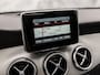 Mercedes-Benz CLA 200 AMG Sport 156Pk (PANORAMADAK, APPLE CARPLAY, LEDER, ZWART HEMEL, SPORTSTOELEN, GETINT GLAS, XENON, NIEUWSTAAT)