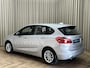 BMW 2-Serie Active Tourer 218i Executive Edition *LEDER* Keyless / Camera / Elektrische kofferklep / Navigatie / PDC / 17"LMV