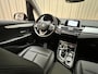 BMW 2-Serie Active Tourer 218i Executive Edition *LEDER* Keyless / Camera / Elektrische kofferklep / Navigatie / PDC / 17"LMV