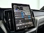 Volvo XC60 T8 Plug-in hybrid AWD Ultra Black Edition Exec | Panoramadak | 360° camera | Bowers & Wilkins | Luchtvering | Head-up display | Stoelventilatie | Stoel- en Stuurverwarming