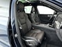 Volvo XC60 T8 Plug-in hybrid AWD Ultra Black Edition Exec | Panoramadak | 360° camera | Bowers & Wilkins | Luchtvering | Head-up display | Stoelventilatie | Stoel- en Stuurverwarming