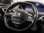 Peugeot 5008 1.2 PureTech Allure Sport 7 Persoons Automaat (APPLE CARPLAY, GROOT NAVI, LEDER, LED KOPLAMPEN, 360 CAMERA, SPORTSTOELEN, GETINT GLAS, TREKHAAK, NIEUWSTAAT)