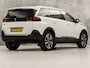 Peugeot 5008 1.2 PureTech Allure Sport 7 Persoons Automaat (APPLE CARPLAY, GROOT NAVI, LEDER, LED KOPLAMPEN, 360 CAMERA, SPORTSTOELEN, GETINT GLAS, TREKHAAK, NIEUWSTAAT)