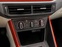 Volkswagen Polo 1.0 TSI Beats Sport Automaat (VIRTUAL COCKPIT, APPLE CARPLAY, GROOT NAVI, BEATS AUDIO, ADAPTIVE CRUISE, SPORTSTOELEN, LM VELGEN, NIEUWSTAAT)