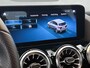 Mercedes-Benz B-klasse 180 Business Line | Trekhaak | AMG Line | Led lights | Parkeerpakket met achteruitrijcamera | Keyless-Go. Inclusief 24 maanden Mercedes-Benz Certified garantie voor Europa.