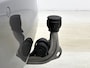 Mercedes-Benz B-klasse 180 Business Line | Trekhaak | AMG Line | Led lights | Parkeerpakket met achteruitrijcamera | Keyless-Go. Inclusief 24 maanden Mercedes-Benz Certified garantie voor Europa.
