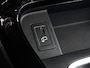 Mercedes-Benz B-klasse 180 Business Line | Trekhaak | AMG Line | Led lights | Parkeerpakket met achteruitrijcamera | Keyless-Go. Inclusief 24 maanden Mercedes-Benz Certified garantie voor Europa.