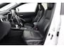 Toyota Corolla Cross 2.0 High Power Hybrid Launch Edition | Panoramadak | Dodehoek detectie | Leder | JBL | Stoel-/stuurverwarming | 360 camera | Apple Carplay / Android Auto | 18 inch