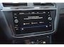 Volkswagen Tiguan 1.5 TSI R-Line Black Style | IQ.LIGHT | DEALER OND. | PANODAK | ADAPTIEVE CRUISE CONTROLE