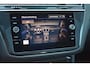 Volkswagen Tiguan 1.5 TSI R-Line Black Style | IQ.LIGHT | DEALER OND. | PANODAK | ADAPTIEVE CRUISE CONTROLE