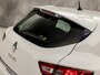 Renault Clio 0.9 TCe Dynamique Sport (NAVIGATIE, CLIMATE, LM VELGEN, STOELVERWARMING, SPORTSTOELEN, BASS REFLEX, CRUISE, NIEUWE APK, NIEUWSTAAT)