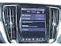 Volvo V60 2.0 T8 Plug-in hybrid AWD Plus Dark | 360" Camera | Stoel/stuurwiel verwarming | Achterbank verwarming | Google Services | DAB+ radio | Semi elektrische trekhaak | Elektrisch bedienbare achterklep