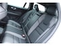 Volvo V60 2.0 T8 Plug-in hybrid AWD Plus Dark | 360" Camera | Stoel/stuurwiel verwarming | Achterbank verwarming | Google Services | DAB+ radio | Semi elektrische trekhaak | Elektrisch bedienbare achterklep