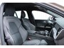 Volvo V60 2.0 T8 Plug-in hybrid AWD Plus Dark | 360" Camera | Stoel/stuurwiel verwarming | Achterbank verwarming | Google Services | DAB+ radio | Semi elektrische trekhaak | Elektrisch bedienbare achterklep
