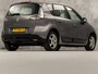 Renault Scenic 1.6 Sport (NAVIGATIE, AIRCO, CRUISE, TREKHAAK, SPORTSTOELEN, NIEUWE APK, NIEUWSTAAT)