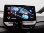 Volkswagen ID.3 First Max 58 kWh 204 Pk | Stoelverwarming | Panorama dak | Trekhaak | Camera | Adaptive Cruise | CarPlay | Matrix LED | 19 Inch | 87.533 Km !!