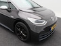 Volkswagen ID.3 First Max 58 kWh 204 Pk | Stoelverwarming | Panorama dak | Trekhaak | Camera | Adaptive Cruise | CarPlay | Matrix LED | 19 Inch | 87.533 Km !!