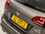 Volkswagen Golf Variant 1.4 TSI Highline Sport (NAVIGATIE, CLIMATE, CAMERA, LEDER, STOELVERWARMING, SPORTSTOELEN, TREKHAAK, MASSAGE, NIEUWE APK, NIEUWSTAAT)