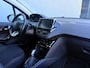 Peugeot 208 1.2 PureTech Allure - Achteruitrijcamera - Navigatie