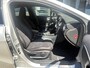 Mercedes-Benz A-klasse 180 Ambition | AMG Pakket/All-Season Banden/Navi/Airco/PDC/Apple CarPlay-Android Auto