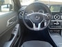 Mercedes-Benz A-klasse 180 Ambition | AMG Pakket/All-Season Banden/Navi/Airco/PDC/Apple CarPlay-Android Auto