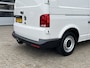 Volkswagen Transporter 2.0 TDI L2H1 Sortimo Kastinrichting Trekhaak 2200kg trekgewicht Airco Cruise controle Telefoonverbinding Apple carplay Euro 6