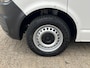 Volkswagen Transporter 2.0 TDI L2H1 Sortimo Kastinrichting Trekhaak 2200kg trekgewicht Airco Cruise controle Telefoonverbinding Apple carplay Euro 6