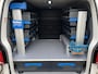 Volkswagen Transporter 2.0 TDI L2H1 Sortimo Kastinrichting Trekhaak 2200kg trekgewicht Airco Cruise controle Telefoonverbinding Apple carplay Euro 6