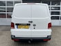 Volkswagen Transporter 2.0 TDI L2H1 Sortimo Kastinrichting Trekhaak 2200kg trekgewicht Airco Cruise controle Telefoonverbinding Apple carplay Euro 6