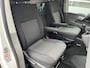Volkswagen Transporter 2.0 TDI L2H1 Sortimo Kastinrichting Trekhaak 2200kg trekgewicht Airco Cruise controle Telefoonverbinding Apple carplay Euro 6