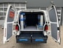 Volkswagen Transporter 2.0 TDI L2H1 Sortimo Kastinrichting Trekhaak 2200kg trekgewicht Airco Cruise controle Telefoonverbinding Apple carplay Euro 6