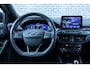 Ford Focus Wagon 1.0 EcoBoost Hybrid 125 ST Line X Business | Achteruitrijcamera | Parkeersensoren | Stoelverwarming | LED Koplampen | Climate Control | Cruise Control | Navigatie | Apple Carplay | Android Auto | Keyless Entry | Elektrische Achterklep