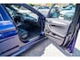 BMW 5-Serie Touring 520i High Executive | M-pakket | Panorama | Elektrisch wegklapbare trekhaak | Adaptieve cruise | Camera | LED