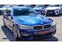 BMW 5-Serie Touring 520i High Executive | M-pakket | Panorama | Elektrisch wegklapbare trekhaak | Adaptieve cruise | Camera | LED