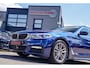 BMW 5-Serie Touring 520i High Executive | M-pakket | Panorama | Elektrisch wegklapbare trekhaak | Adaptieve cruise | Camera | LED