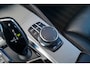 BMW 5-Serie Touring 520i High Executive | M-pakket | Panorama | Elektrisch wegklapbare trekhaak | Adaptieve cruise | Camera | LED