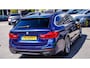 BMW 5-Serie Touring 520i High Executive | M-pakket | Panorama | Elektrisch wegklapbare trekhaak | Adaptieve cruise | Camera | LED