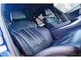 BMW 5-Serie Touring 520i High Executive | M-pakket | Panorama | Elektrisch wegklapbare trekhaak | Adaptieve cruise | Camera | LED