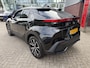 Toyota C-HR / C-HR+ 1.8 Hybrid 140 Dynamic APPLE/ANDROID BLIND-SPOT KEYLESS PARKSENSOREN PARKCAMERA AD-CRUISE NL-AUTO
