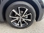 Toyota C-HR / C-HR+ 1.8 Hybrid 140 Dynamic APPLE/ANDROID BLIND-SPOT KEYLESS PARKSENSOREN PARKCAMERA AD-CRUISE NL-AUTO