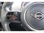 MINI Countryman 1.5 136pk AUT Cooper John Cooper Works | Panoramadak | Stoelmemory | Carplay | Camera | PDC | Adaptive Cruise | Navigatie | Stoelverwarming