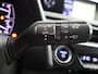 Lexus UX 250h Luxury Line | NL Auto | Stoelverwarming | Lederen bekleding |
