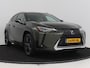 Lexus UX 250h Luxury Line | NL Auto | Stoelverwarming | Lederen bekleding |
