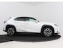 Lexus UX 250h Preference Line | Dealer Onderhouden | Blind Spot Monitor | Climate Control | Cruise Control Adaptive | Achteruitrijcamera | Parkeersensoren voor+achter |