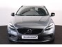 Volvo V40 Cross Country T3 PolarPlus Luxury - Panoramadak - Harman/Kardon audio - Parkeercamera achter - Parkeersensoren voor & achter - Volvo On Call - Cruise Control - Standkachel - 17' LMV