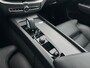 Volvo XC60 2.0 T6 Plug-in hybrid AWD Ultimate Dark | HU-Display | Harman/Kardon | Camera | Panoramadak |